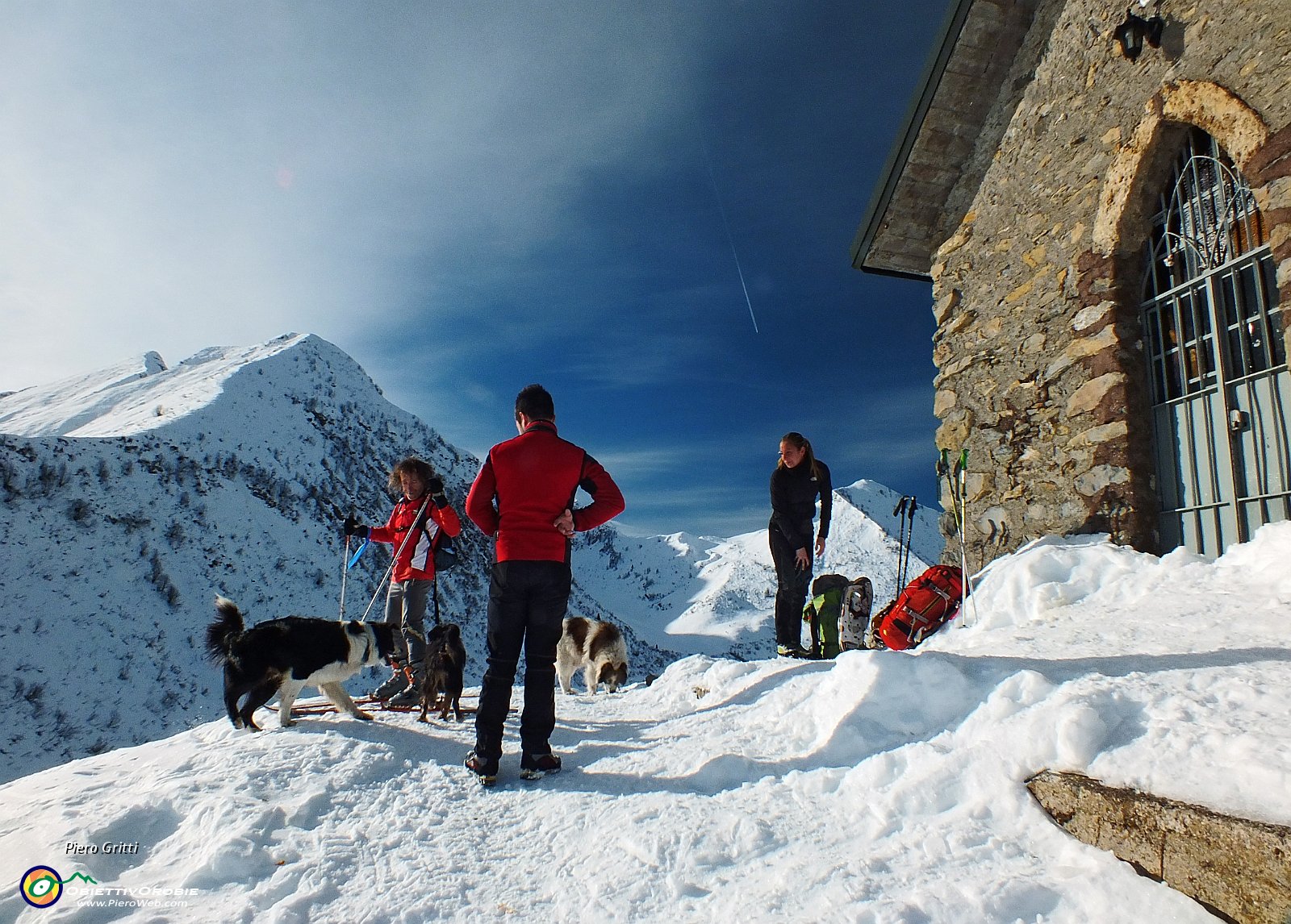 27 i cani sono col padrone scialpinista .JPG